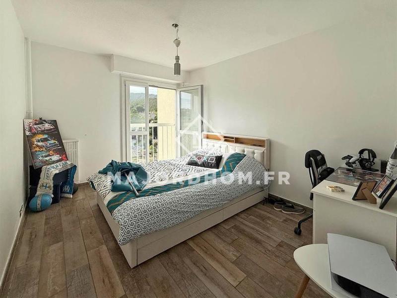 Appartement - 88 m² - 5 pièces