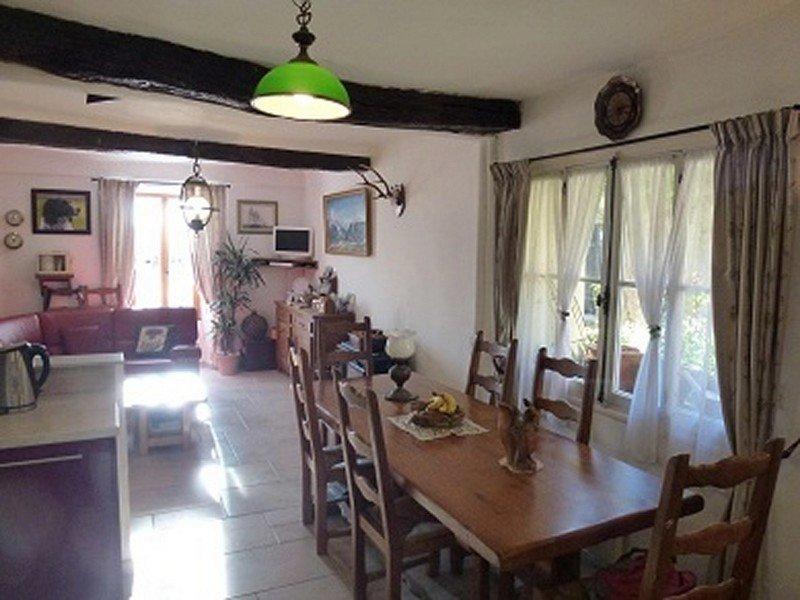 Maison de village - 84 m² - 3 pièces