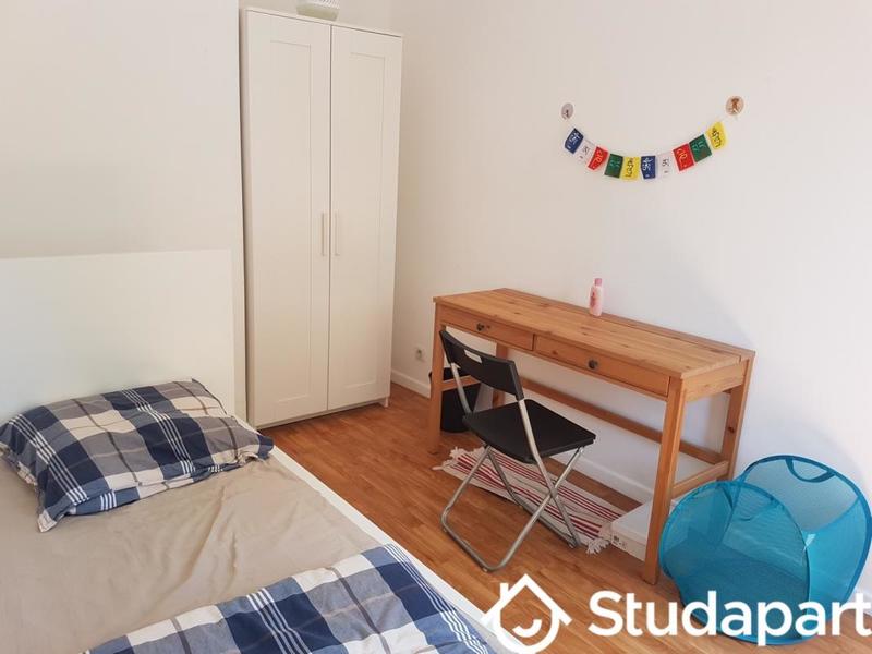 Chambre - 10 m² - 1 pièce