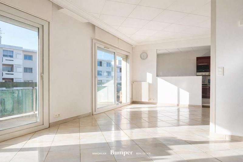 Appartement - 94 m² - 3 pièces