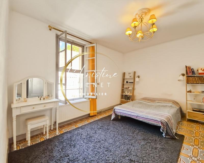 Maison de ville - 180 m² - 7 pièces