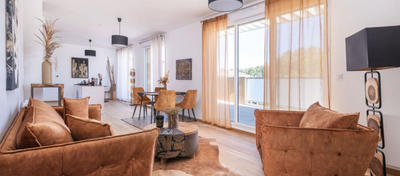 Appartement - 90 m² - 4 pièces