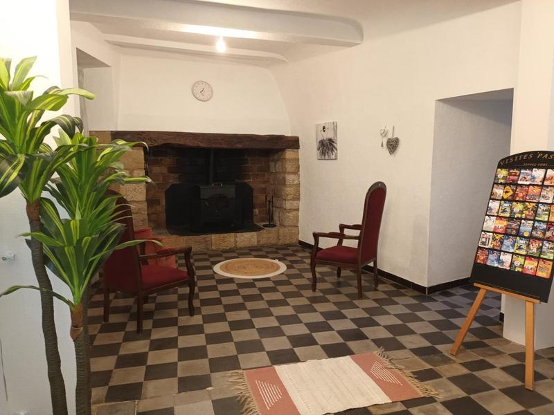 Maison - 300 m² - 13 pièces