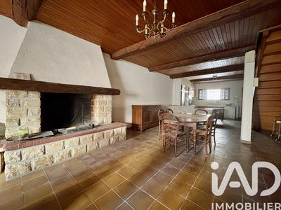 Maison - 159 m² - 6 pièces