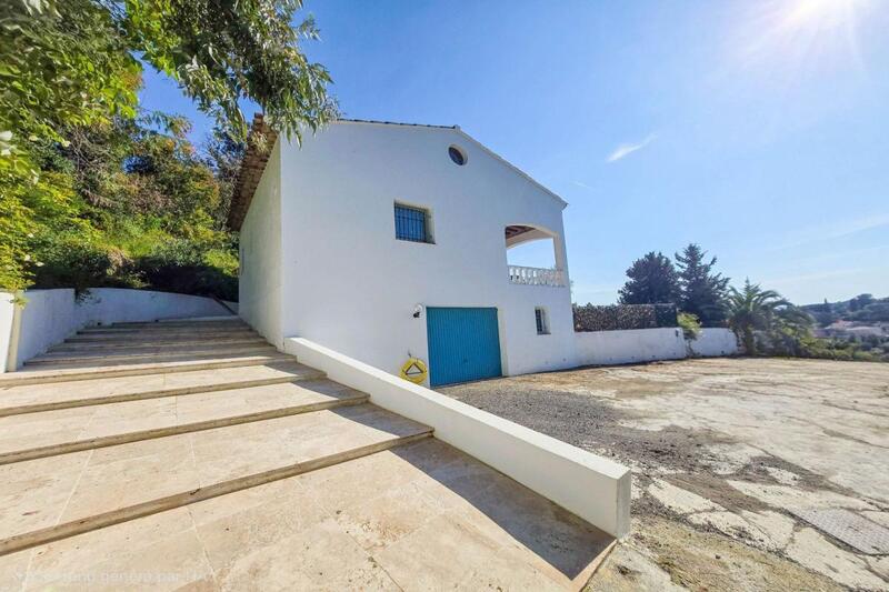 Villa - 185 m² - 5 pièces