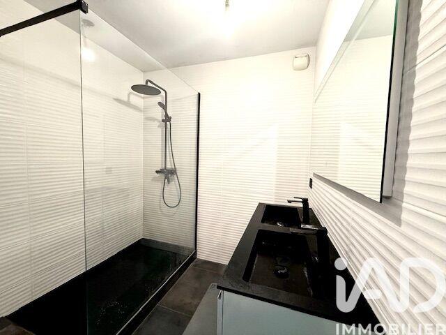 Appartement - 81 m² - 3 pièces