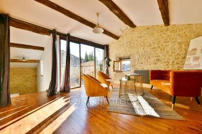 Maison en pierre - 142 m² - 7 pièces