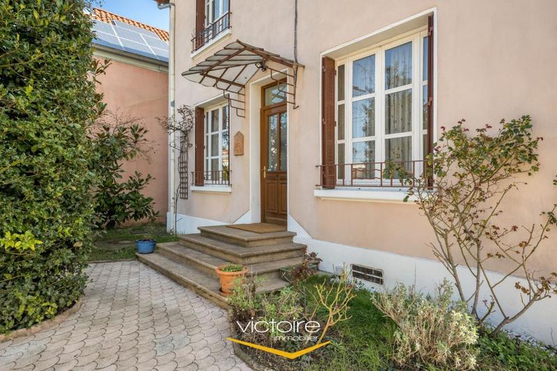 Maison - 154 m² - 7 pièces