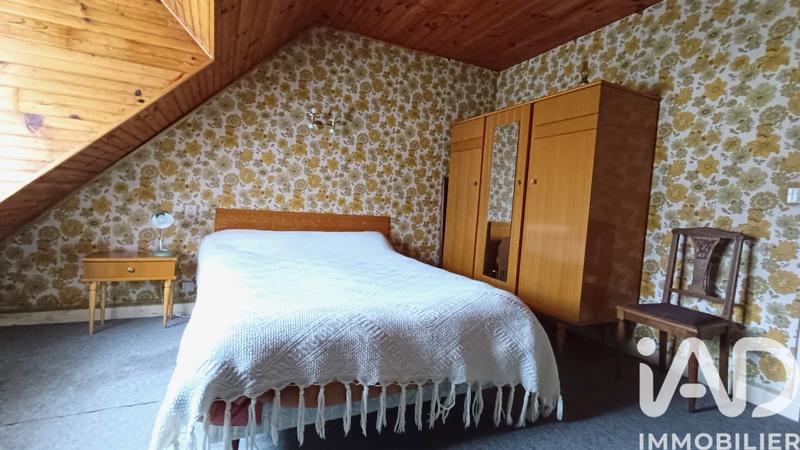 Maison - 161 m² - 8 pièces