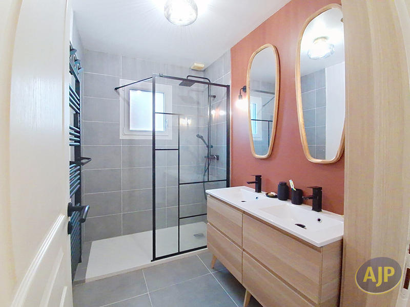 Maison - 106 m² - 6 pièces