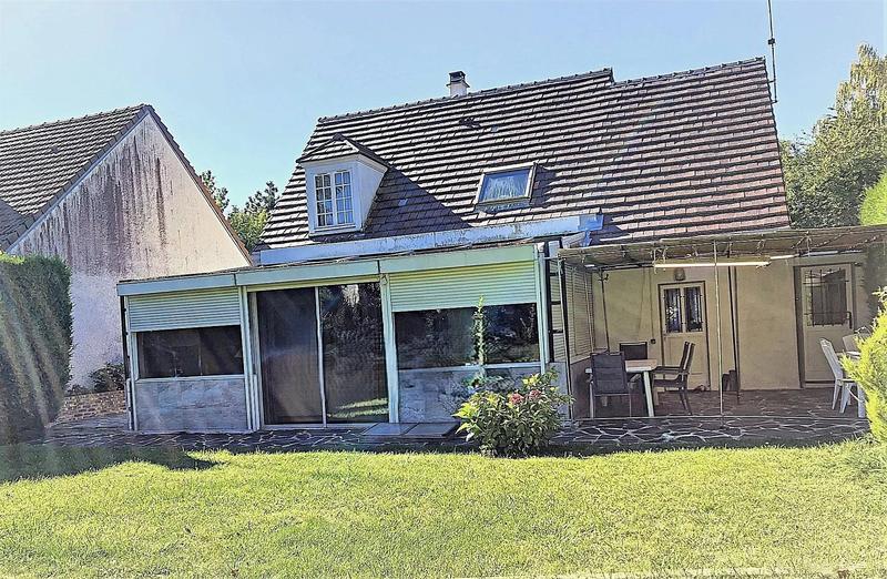 Maison - 136 m² - 8 pièces