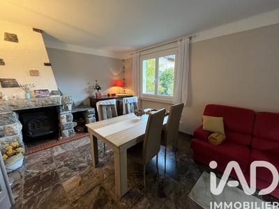 Maison de village - 107 m² - 8 pièces