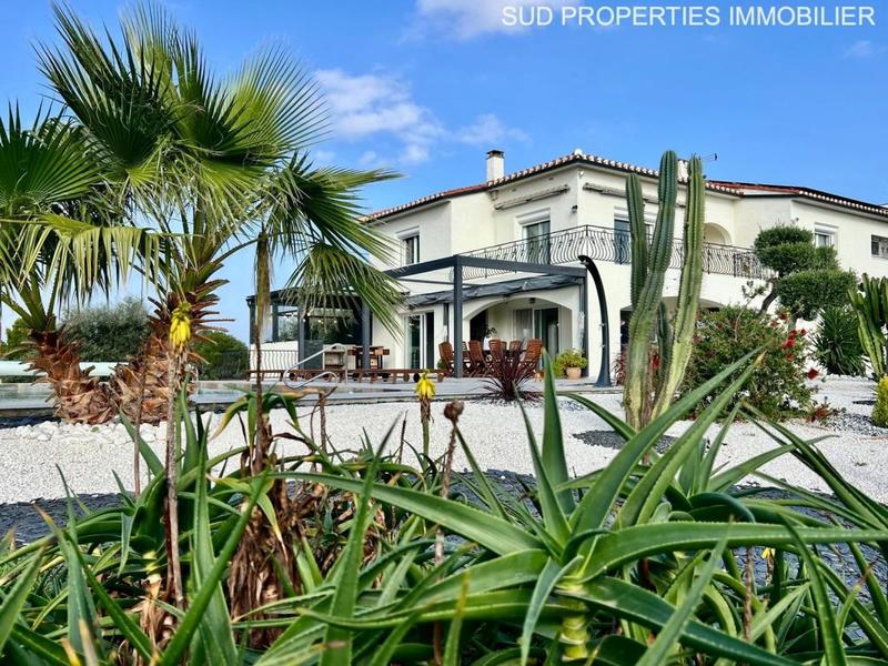 Villa - 223 m² - 7 pièces