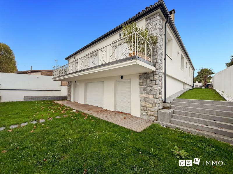 Appartement - 120 m² - 4 pièces