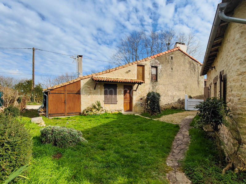 Maison en pierre - 126 m² - 4 pièces