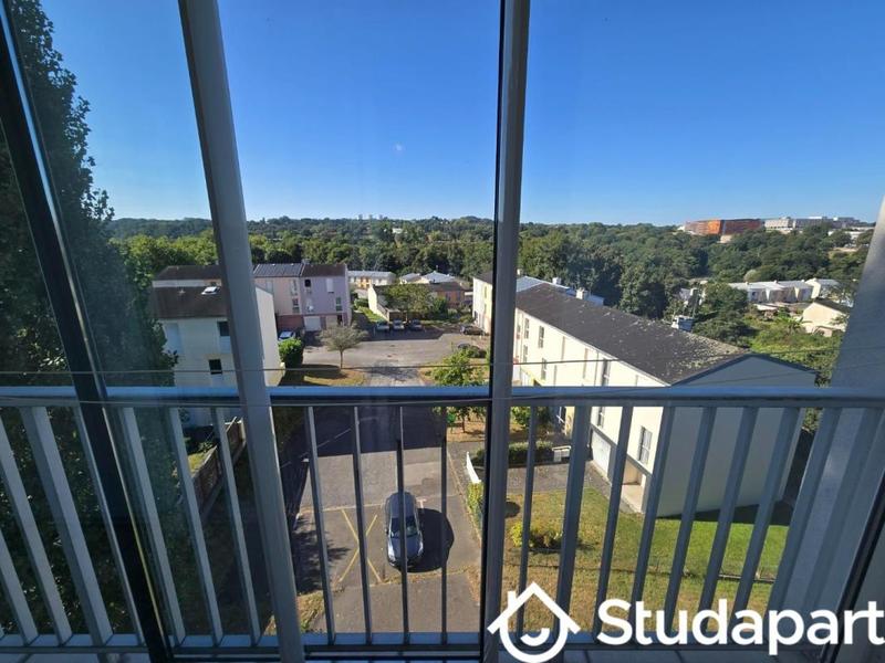 Chambre - 11 m² - 1 pièce