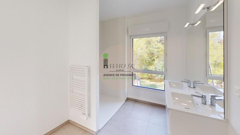 Appartement - 108 m² - 4 pièces