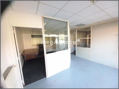 Bureau - 274 m² - 18 pièces