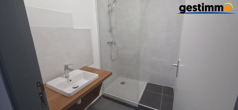 Maison - 96 m² - 5 pièces