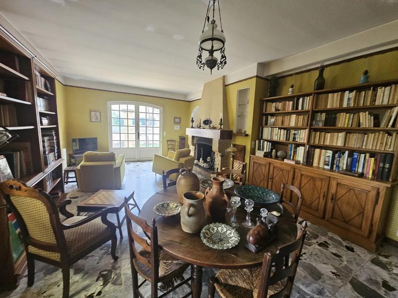 Maison - 160 m² - 5 pièces