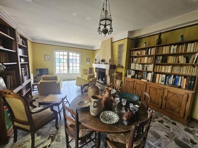 Maison - 160 m² - 5 pièces