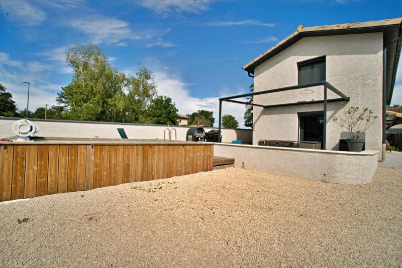 Maison - 147 m² - 5 pièces