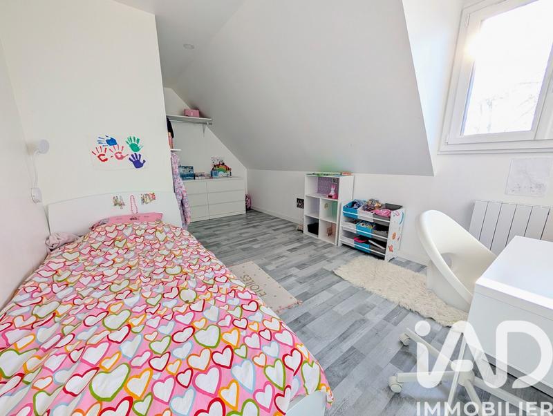 Maison - 141 m² - 8 pièces