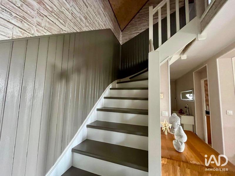 Maison - 92 m² - 4 pièces