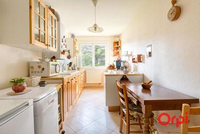 Appartement - 81 m² - 3 pièces