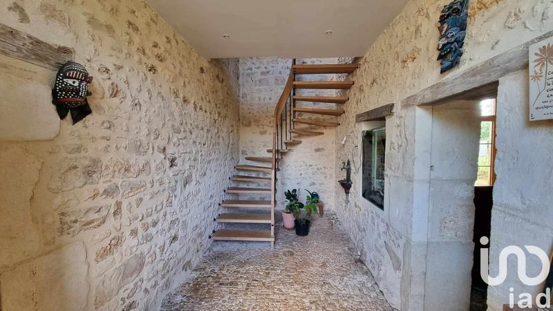 Maison - 361 m² - 12 pièces