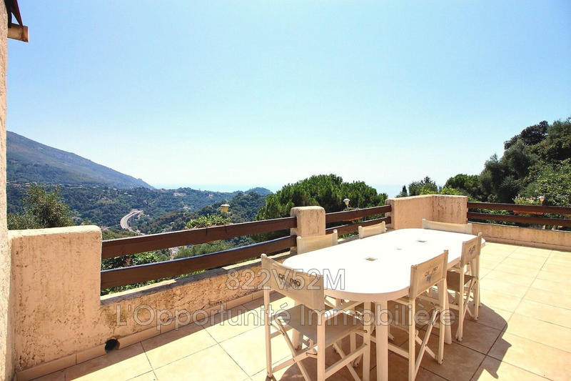 Maison - 211 m² - 5 pièces