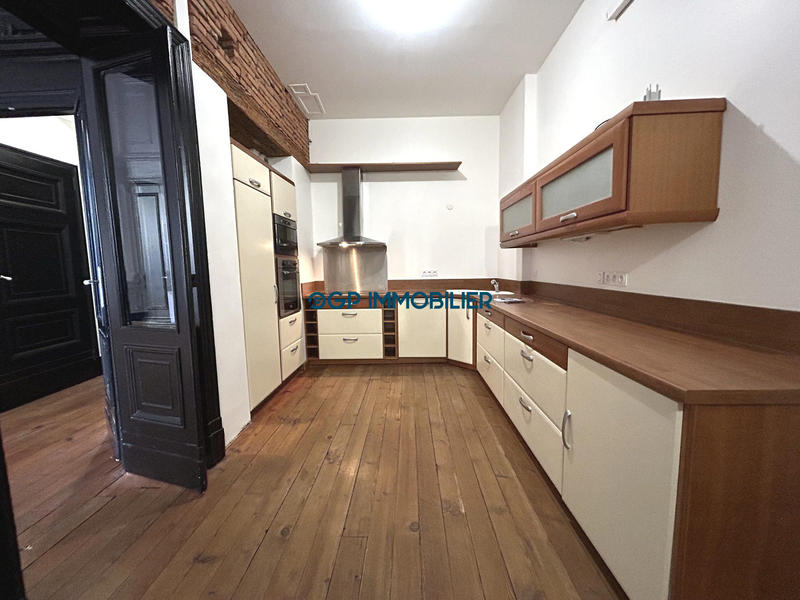 Appartement - 172 m² - 5 pièces