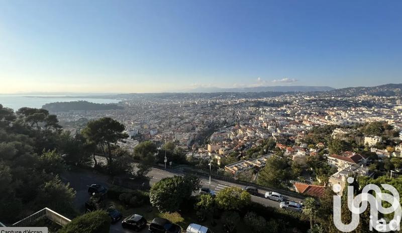 Appartement - 81 m² - 3 pièces