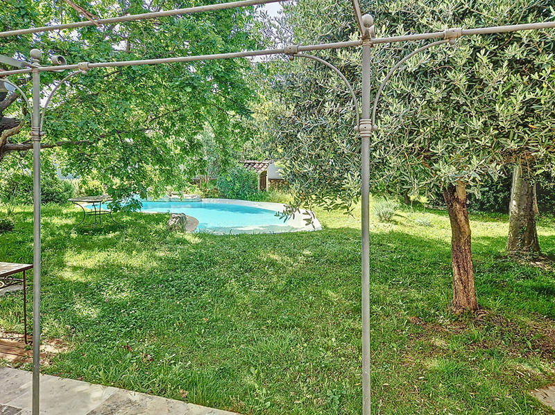 Maison - 177 m² - 7 pièces