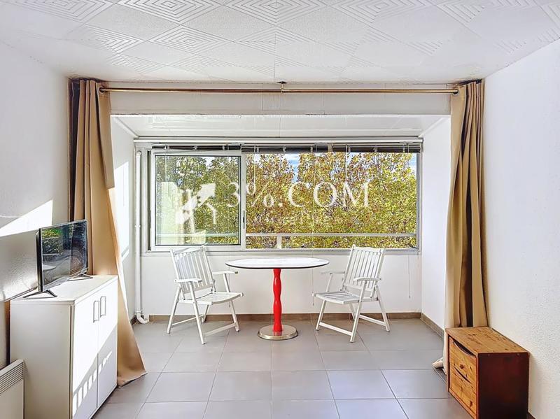 Studio - 24 m² - 1 pièce