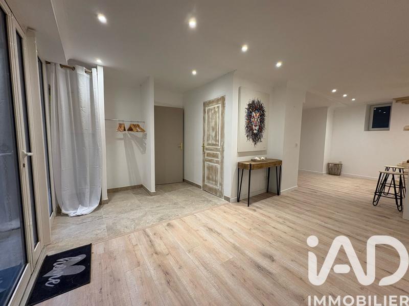 Appartement - 81 m² - 3 pièces
