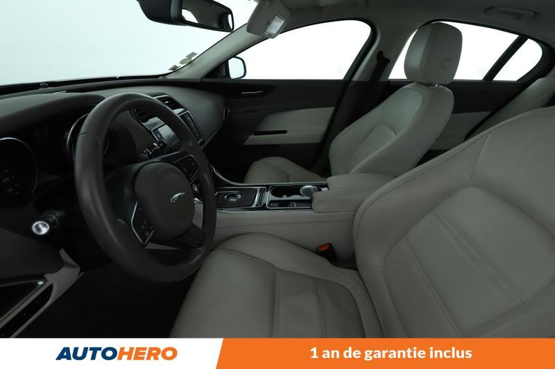 Jaguar Xe 2.0d E-Performance Prestige 163 ch