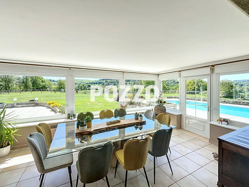 Maison - 187 m² - 7 pièces