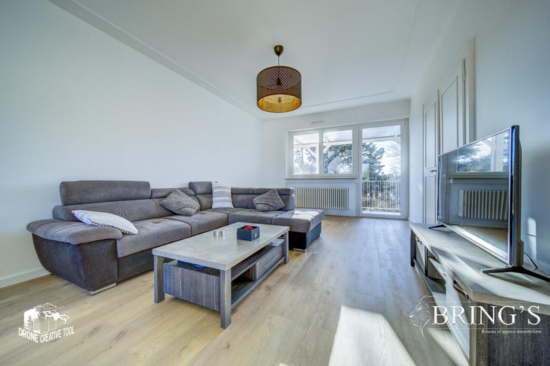 Appartement - 146 m² - 6 pièces