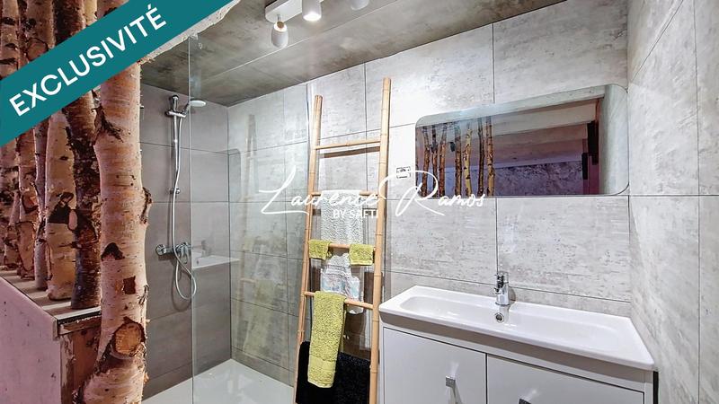 Maison - 228 m² - 6 pièces