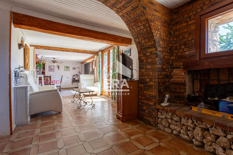 Maison - 176 m² - 7 pièces