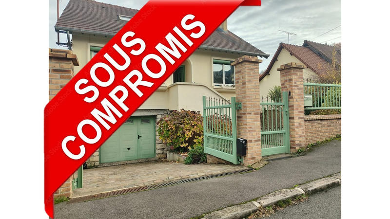 Maison - 96 m² - 5 pièces