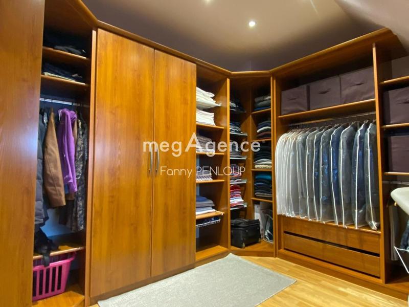 Maison - 158 m² - 6 pièces