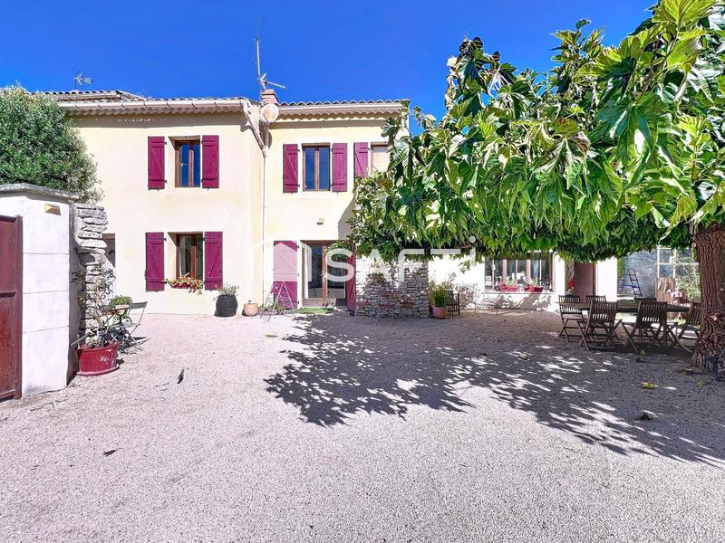 Maison - 160 m² - 5 pièces