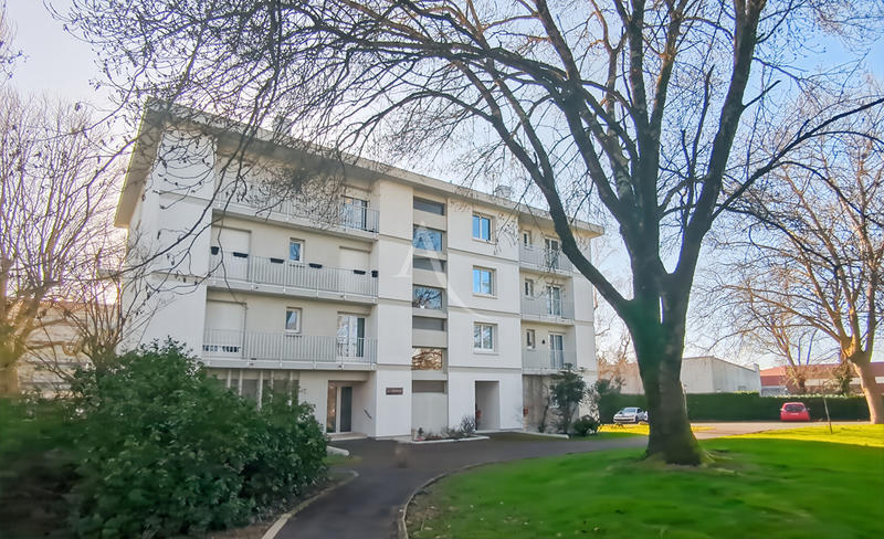 Appartement - 66 m² - 3 pièces