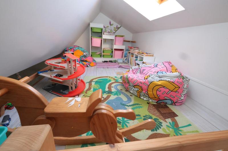 Maison - 143 m² - 7 pièces