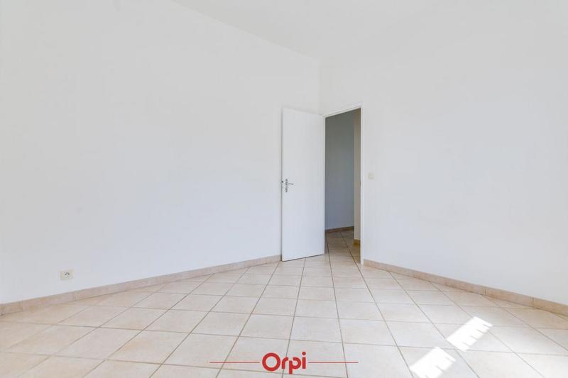Appartement - 82 m² - 3 pièces
