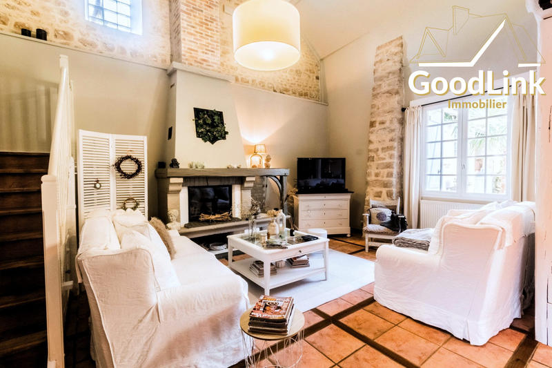 Maison ancienne - 178 m² - 6 pièces