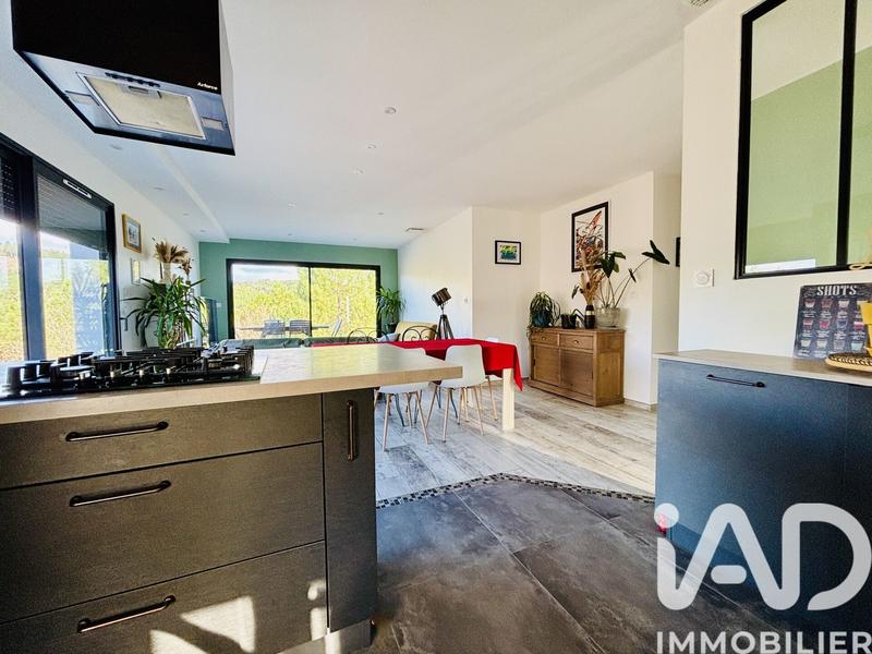 Maison - 110 m² - 5 pièces