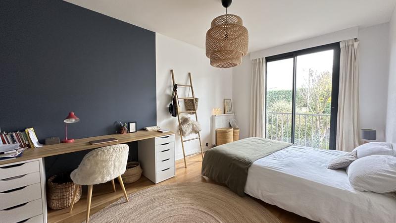 Maison - 216 m² - 6 pièces